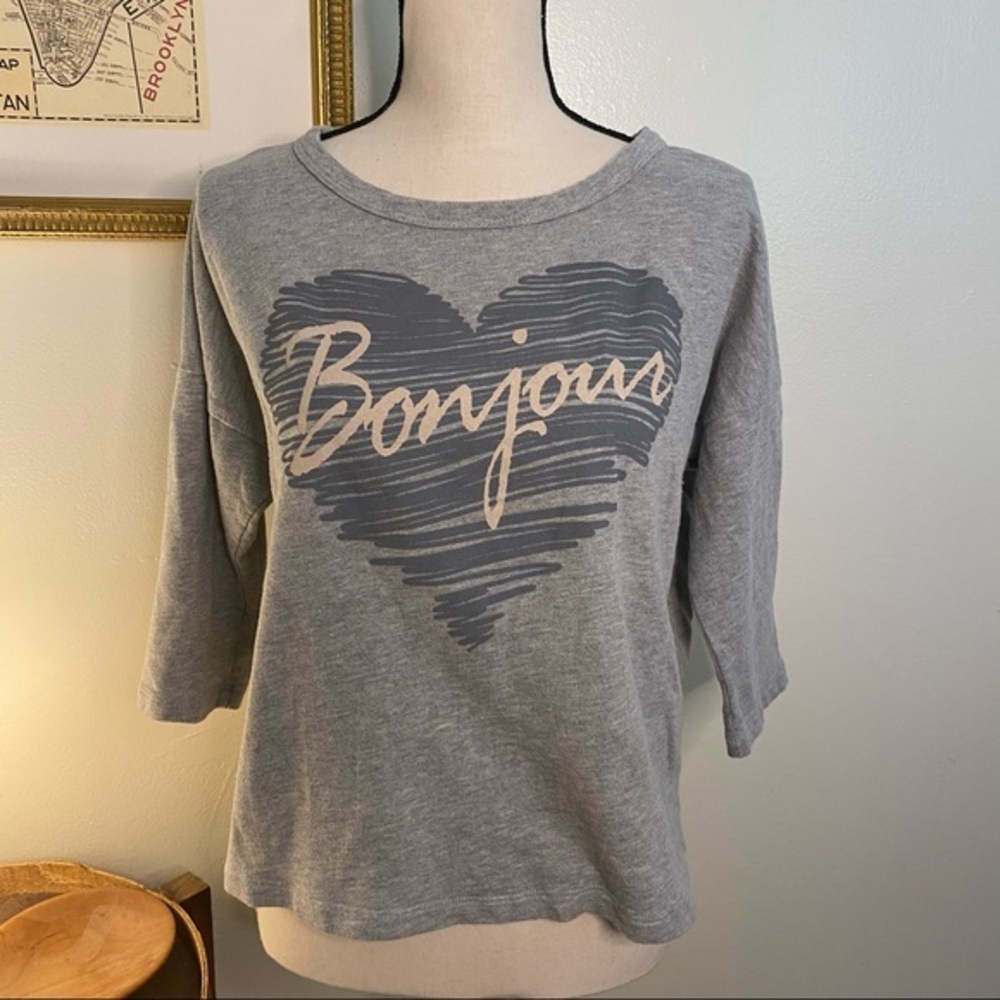 Forever 21 Bonjour 3/4 Sleeve Gray Top Size Medium - Picture 2 of 4